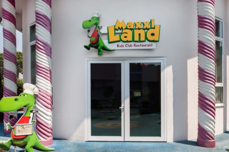 Kids Club restaurant